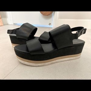 Platform sandals